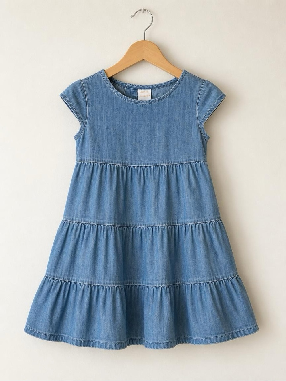 Hanna Andersson Girls Denim Dress Size 110 US 5 Blue Tiered Button Back
